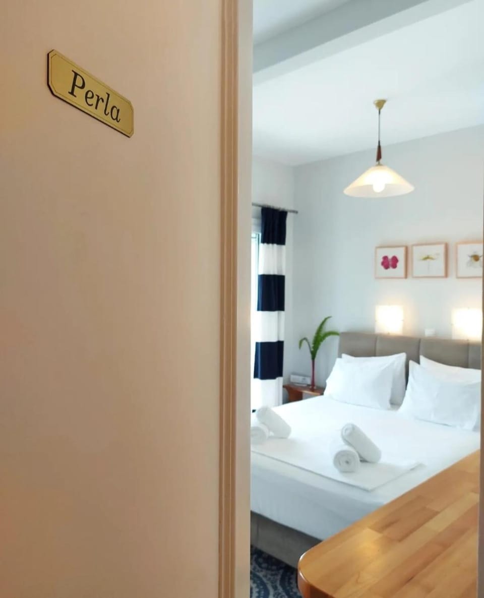 Blue Window Apartment in Messenia