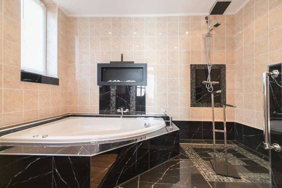 Bathroom, Bath