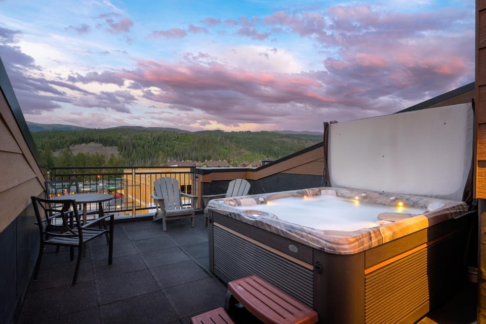 Hot Tub