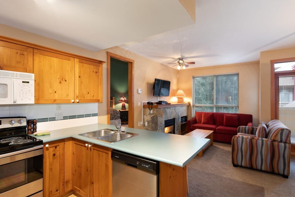 Kitchen or kitchenette