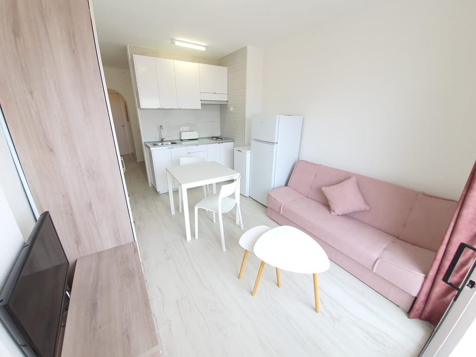 APARTAMENTO ALBATROS BEACH-3 Apartment in Alt Empordà