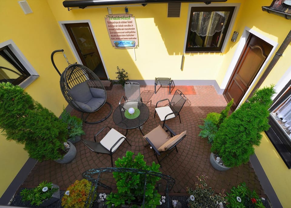 Balcony/Terrace, Internal: Not applicable to any particular room