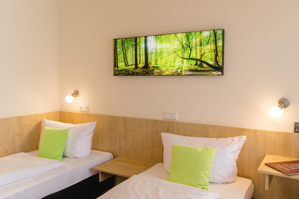 Bed, Photo of the whole room, Decorative detail