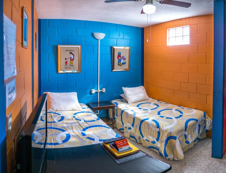 Photo of the whole room, Decorative detail, Bedroom