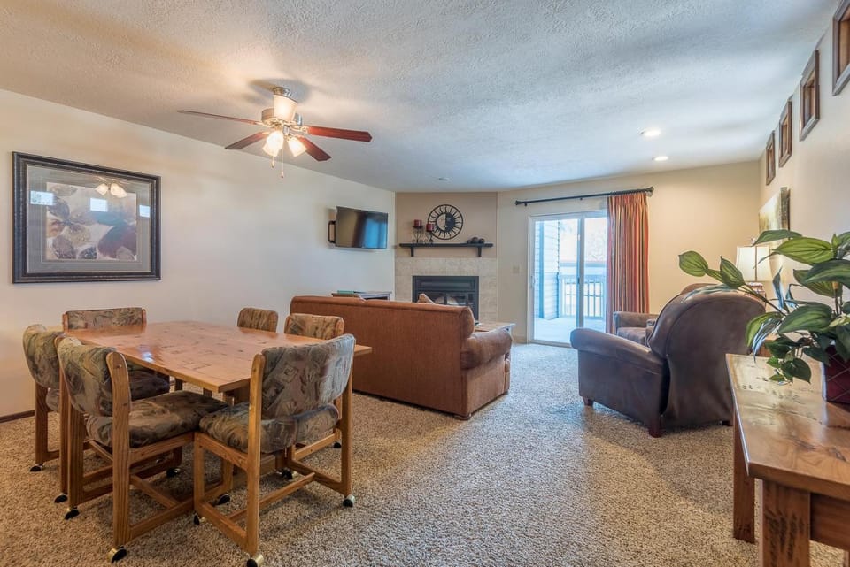 Habitat Condo - 2 Bedroom B4 House in Ketchum