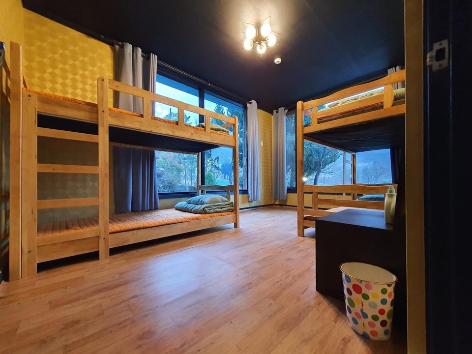 Hooni Guest House & Motel Bed and Breakfast in South Korea