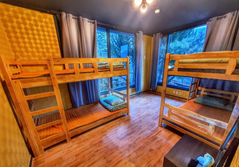 Hooni Guest House & Motel Bed and Breakfast in South Korea