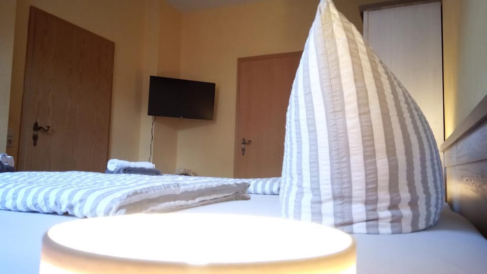 Gasthof Zur Rose Bed and Breakfast in Weimar