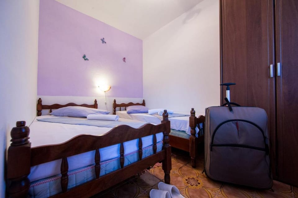 Silver Beach Apartments Vis Apartment in Split-Dalmatia County