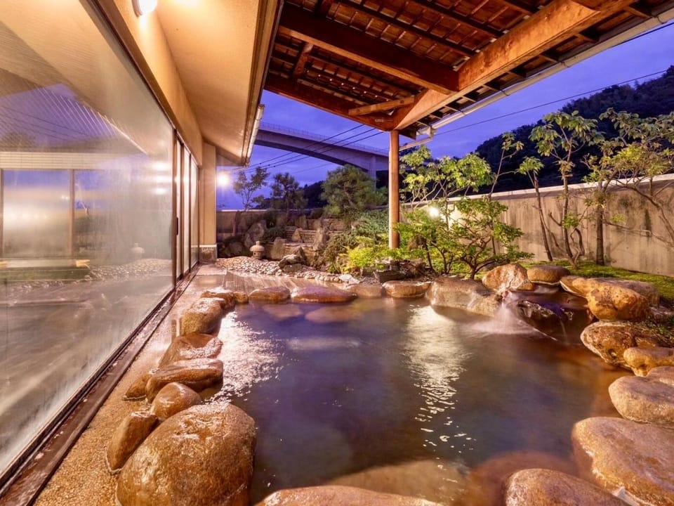 Open Air Bath