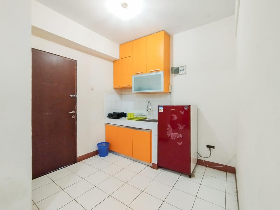 Minimalist 3BR Gateway Ahmad Yani Cicadas Apartment By Travelio Apartment in Bandung