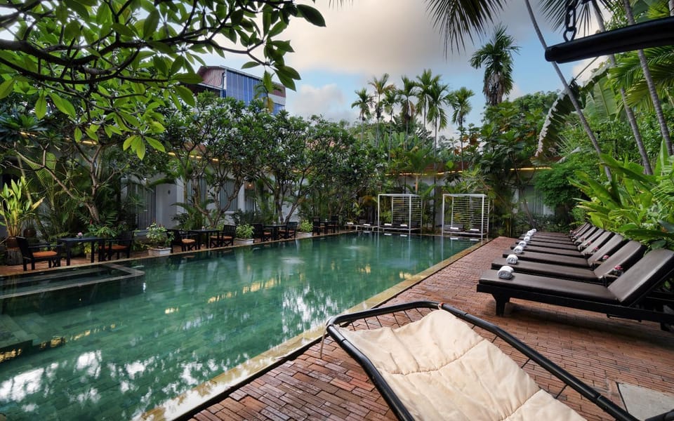 Garden, Seating area, Dining area, Garden view, Pool view, Area and facilities, Area and facilities, Swimming pool, Swimming pool, sunbed, sunbed
