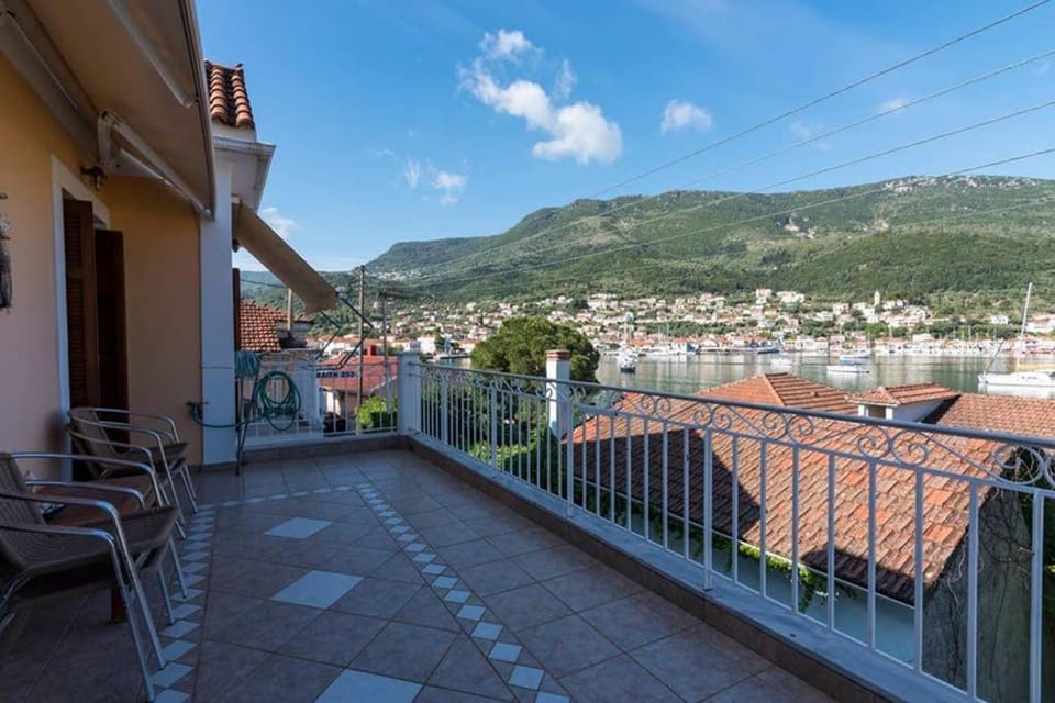 Yianiskari Holiday House Apartment in Ithaca