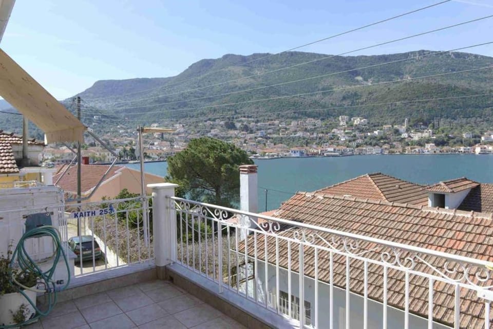 Yianiskari Holiday House Apartment in Ithaca
