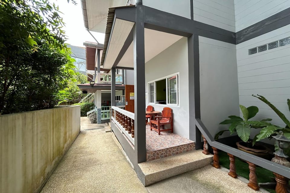 Property building, Balcony/Terrace