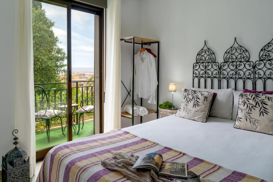 Bed, View (from property/room), Balcony/Terrace, Photo of the whole room, Bedroom, towels