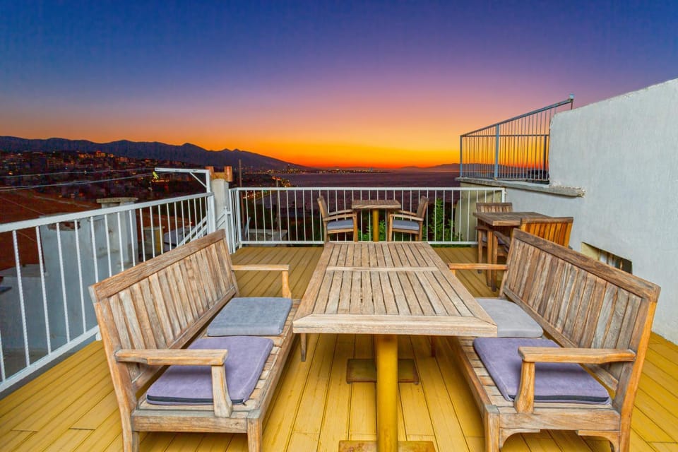 Balcony/Terrace, Balcony/Terrace