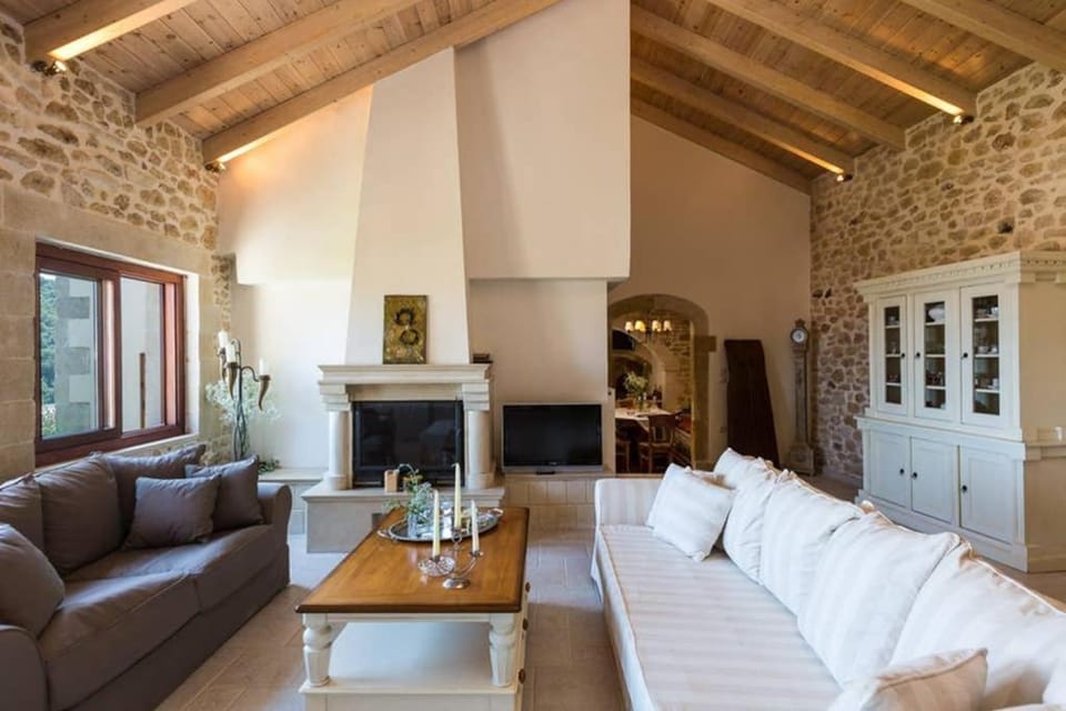 TV and multimedia, Living room, Photo of the whole room, Seating area