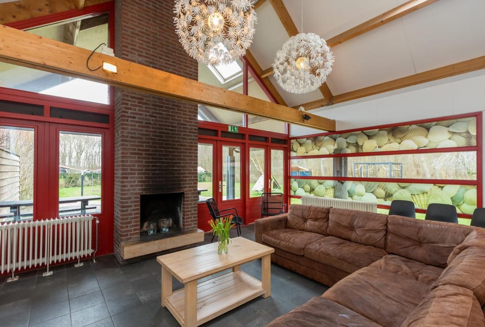 Welcome in - Familiehuis Zonnevylle met speelweide I Duinweg 135 Zoutelande House in Zoutelande