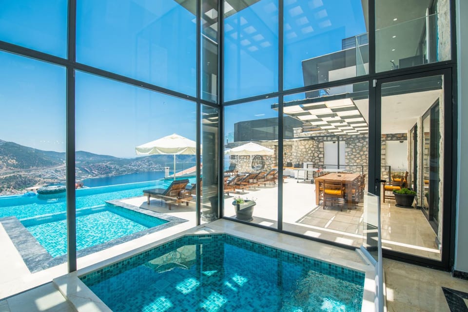 Pool view, Swimming pool