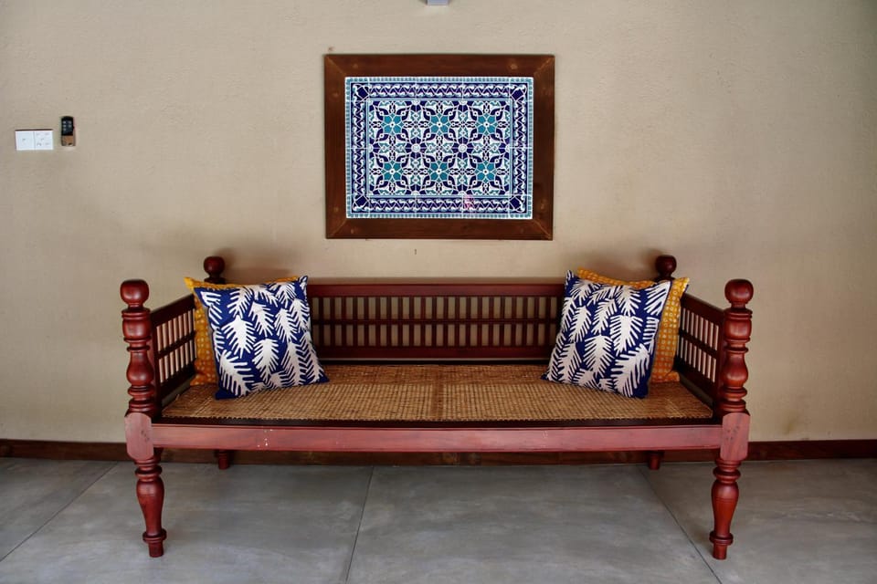 Property building, Seating area