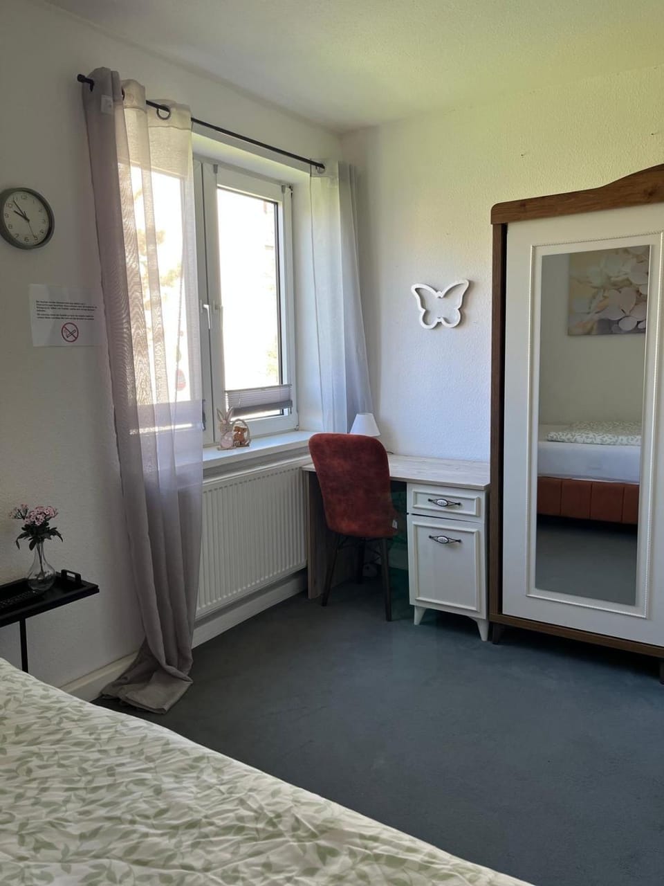 Bed, Photo of the whole room, Bedroom, wardrobe