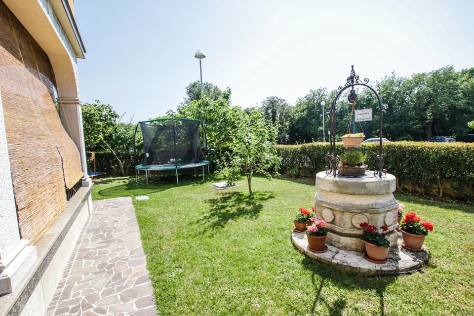 Patio, BBQ facilities, Garden, Garden view