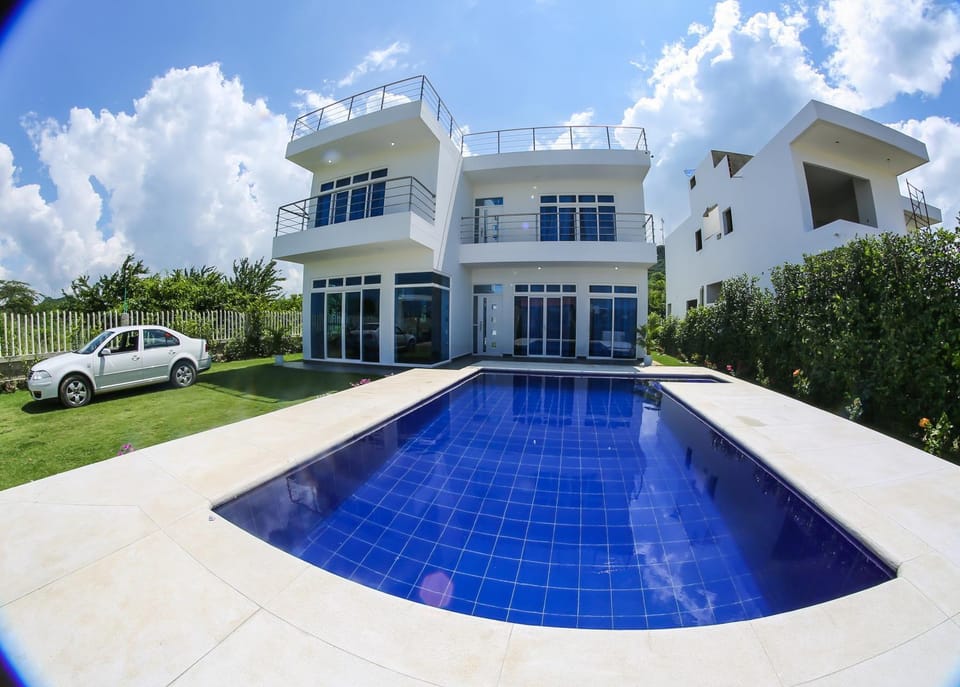 VILLA MANDALAY Villa in Atlantico
