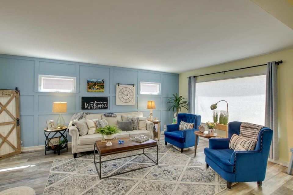 Family Home, 1 Block to Lake Michigan Beach! House in Sheboygan