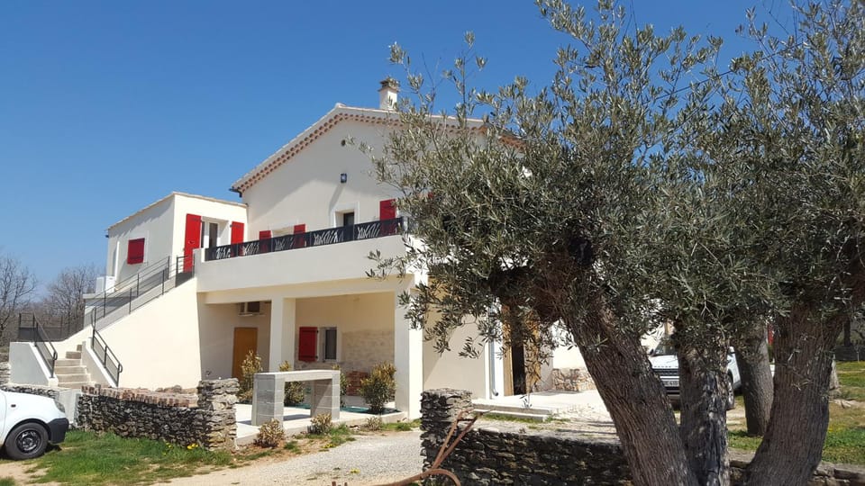 Gîte "Le Couchant" House in Provence