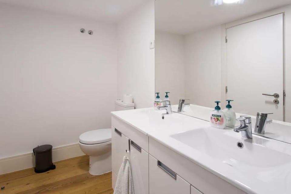 Toilet, Bathroom