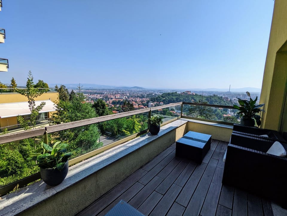 Patio, Balcony/Terrace