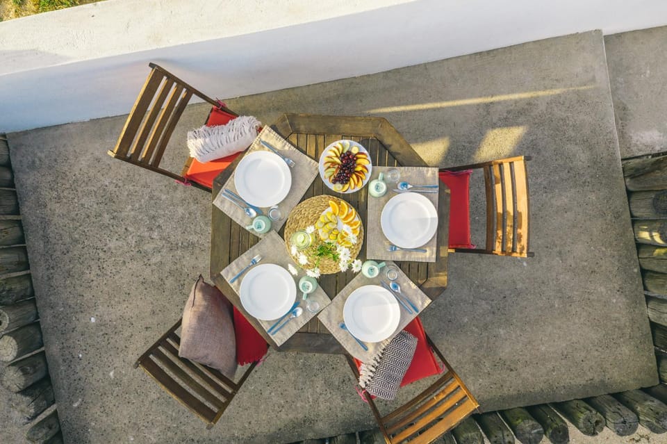 Patio, Facade/entrance, Natural landscape, Bird's eye view, Garden, Balcony/Terrace, Decorative detail, Beach, Beach, On site, Garden view, Sea view
