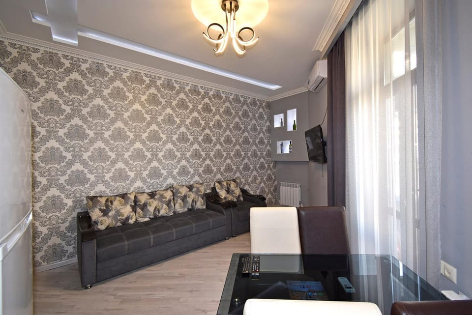 Amiryan street 1 bedroom Modern apartment With Balcony AM777 Apartment in Yerevan