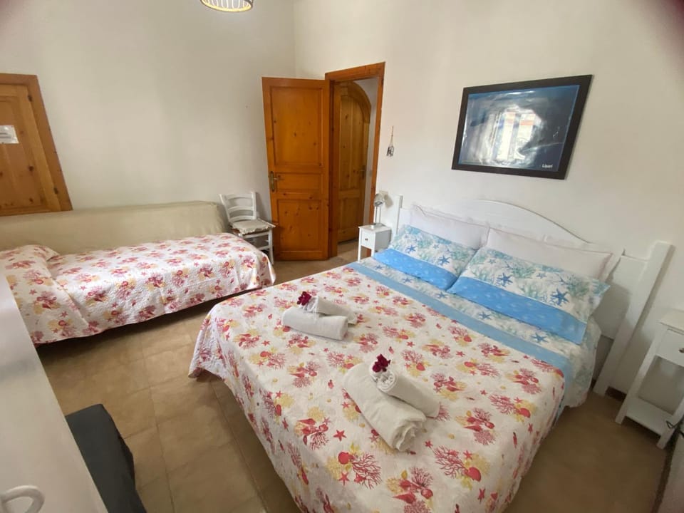 Lipari Centro Storico Flat 7 mins from port Apartment in Lipari