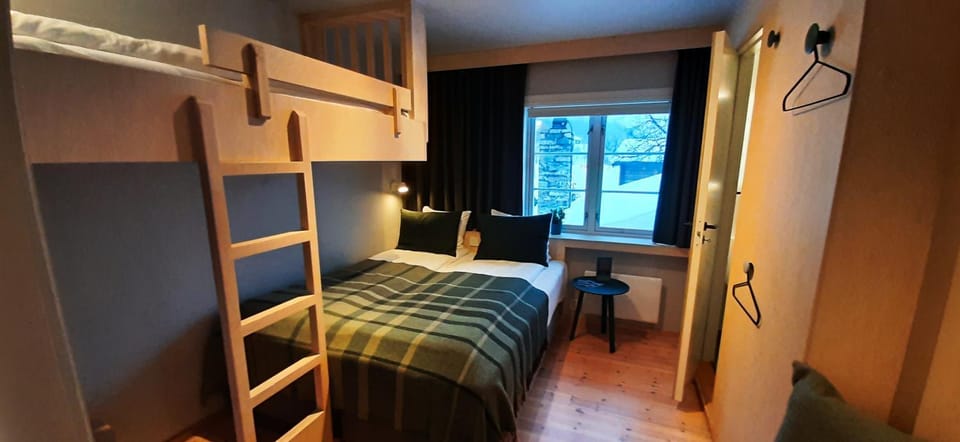 Photo of the whole room, Bedroom, bunk bed