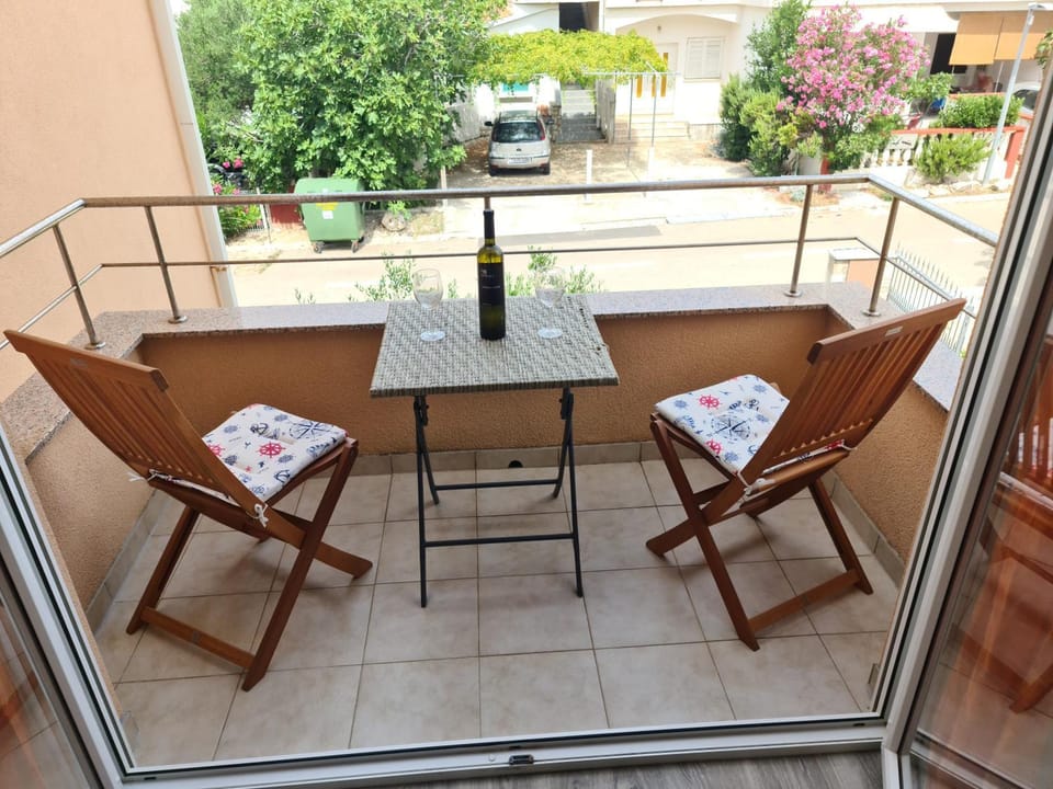 View (from property/room), Balcony/Terrace