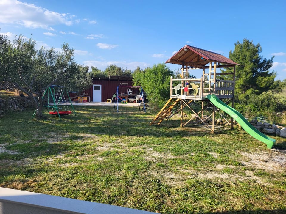 Apartments Pitve Apartment in Dubrovnik-Neretva County