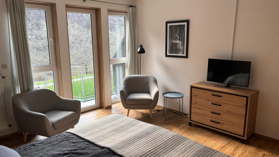 Haus Moselliebe B&B Bed and Breakfast in Ediger-Eller