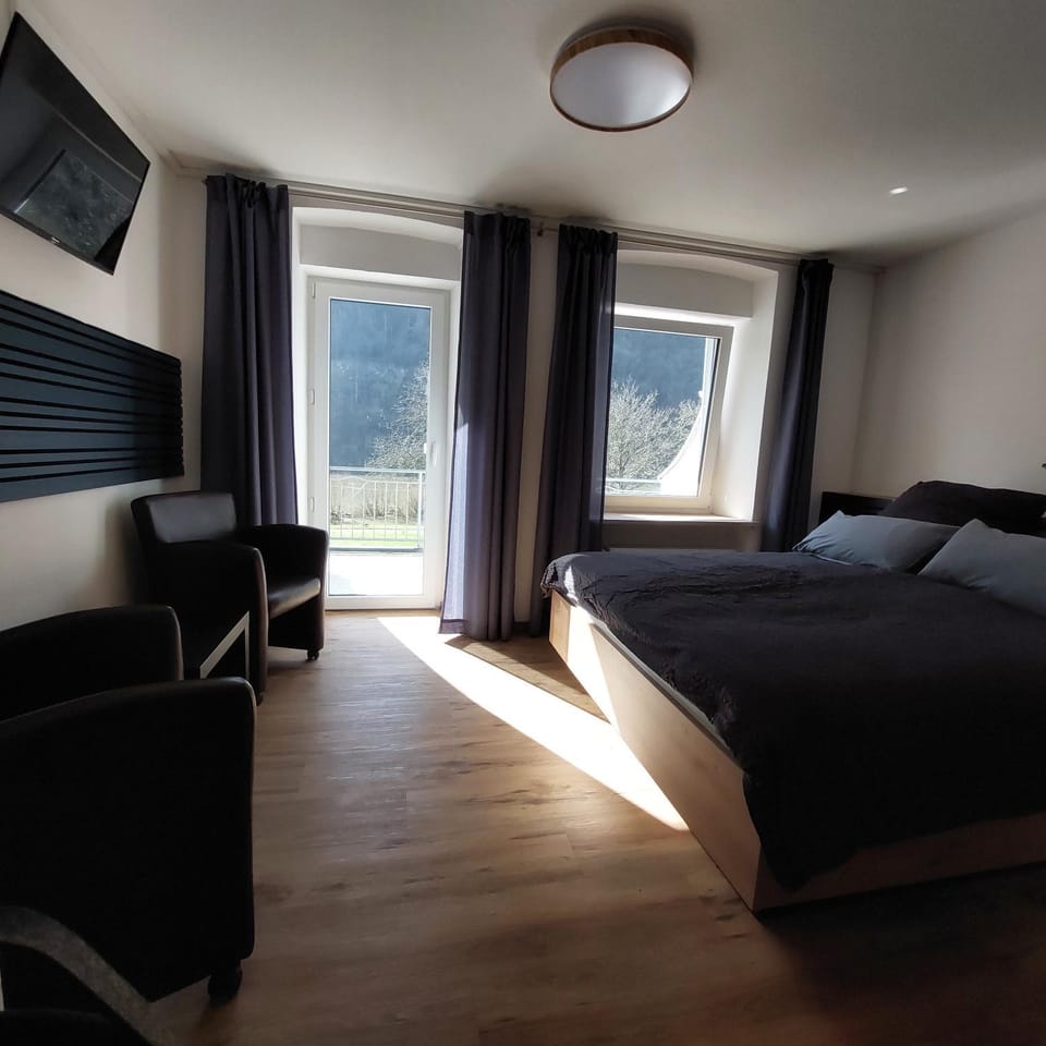 Haus Moselliebe B&B Bed and Breakfast in Ediger-Eller