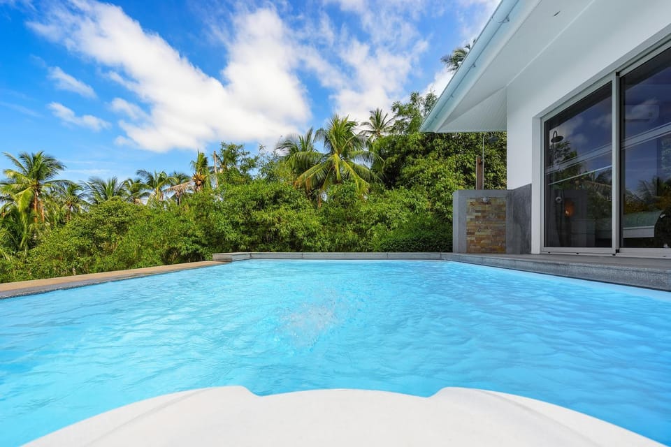 3 Bedroom Luxury Sea View Villa Mikia SDV007 with amazing Sea and Mountain Views-By Samui Dream Villas Villa in Ko Samui