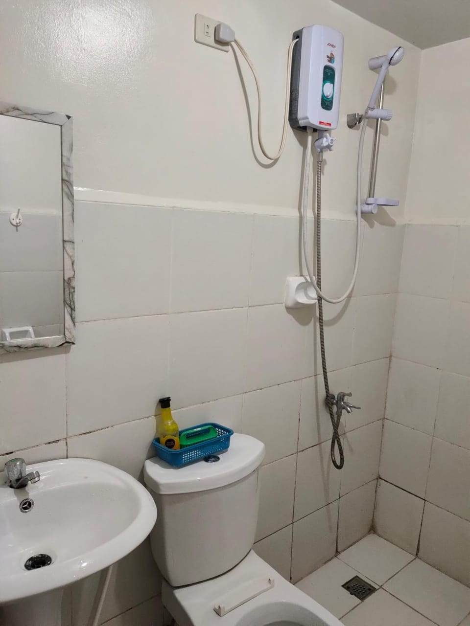 Mhavic family room ,group friend good for 6 guest Hostel in Paranaque