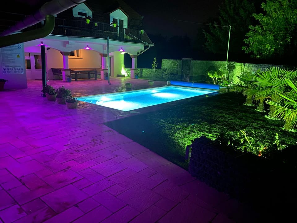 Oázis Panzió Bed and Breakfast in Hungary