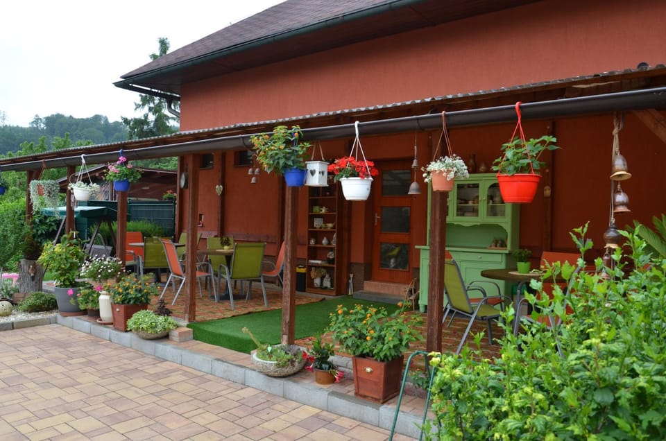 Penzion Aura Bed and Breakfast in Lower Silesian Voivodeship