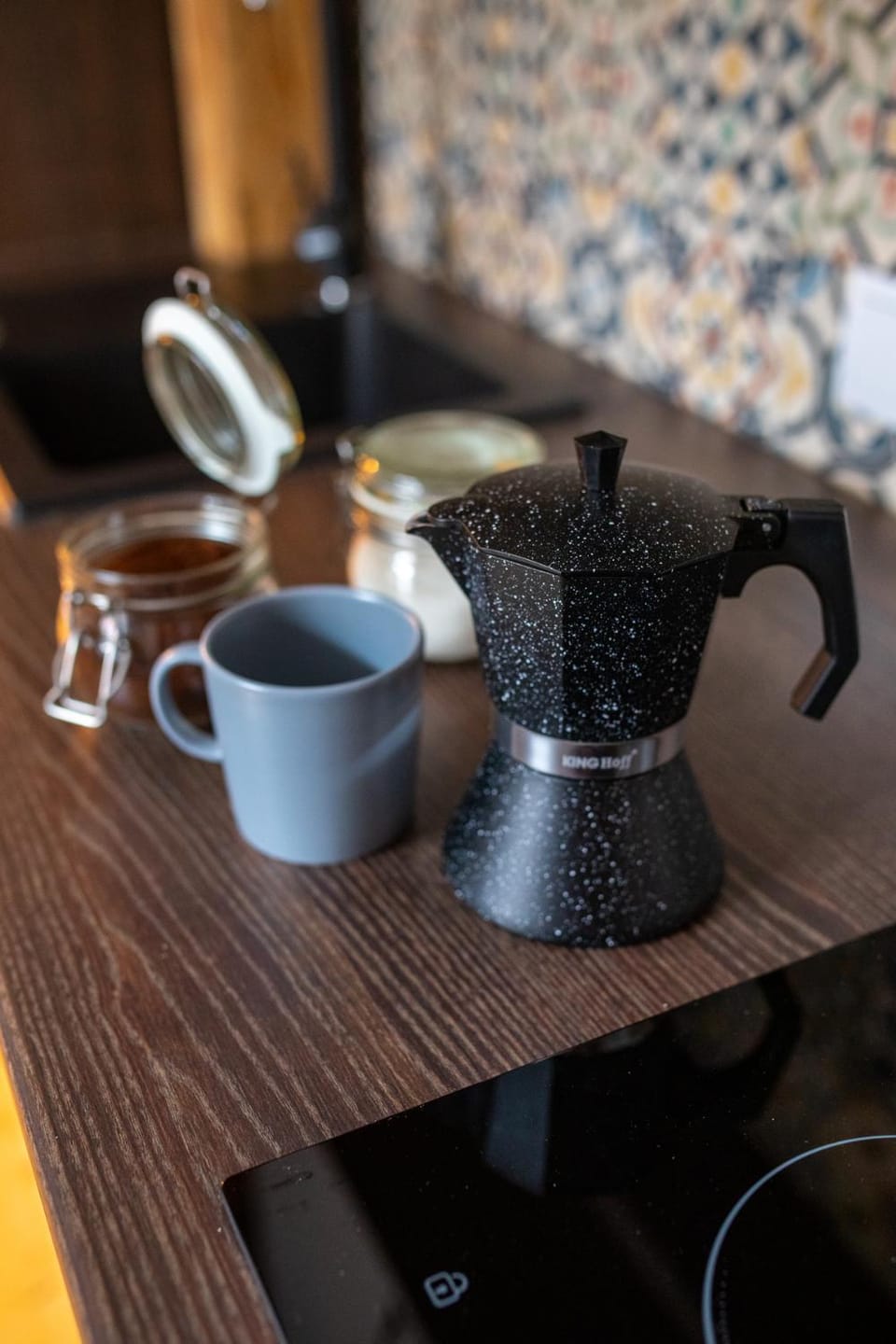 Coffee/tea facilities, Kitchen or kitchenette