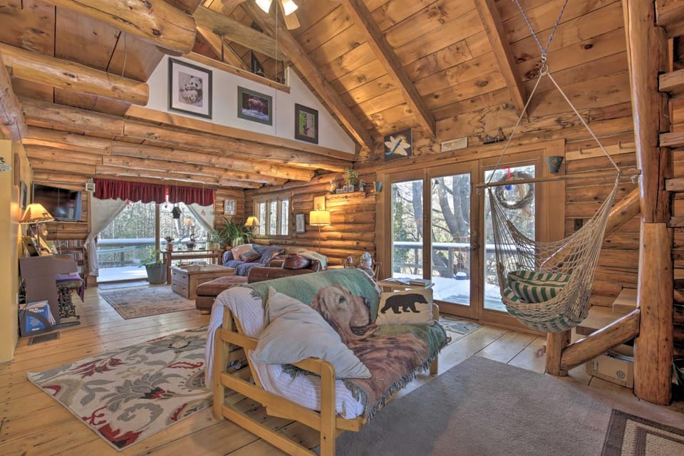 Cabin: Private Hot Tub, Walk to Pats Peak Ski Area Cabin in Vermont