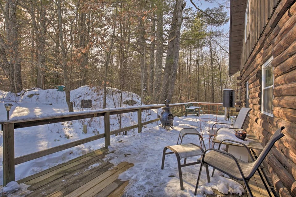 Cabin: Private Hot Tub, Walk to Pats Peak Ski Area Cabin in Vermont