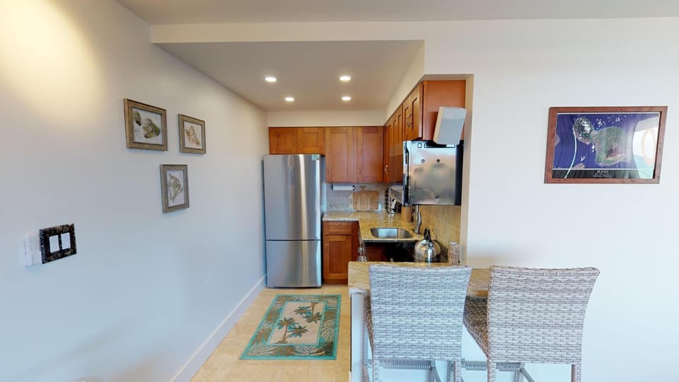 Stunning Sunsets and Oceanview's at Paki Maui Apartment in Kaanapali