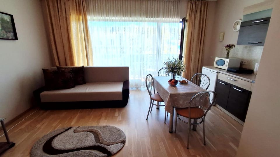 Baltasis Perlas Apartment in Palanga
