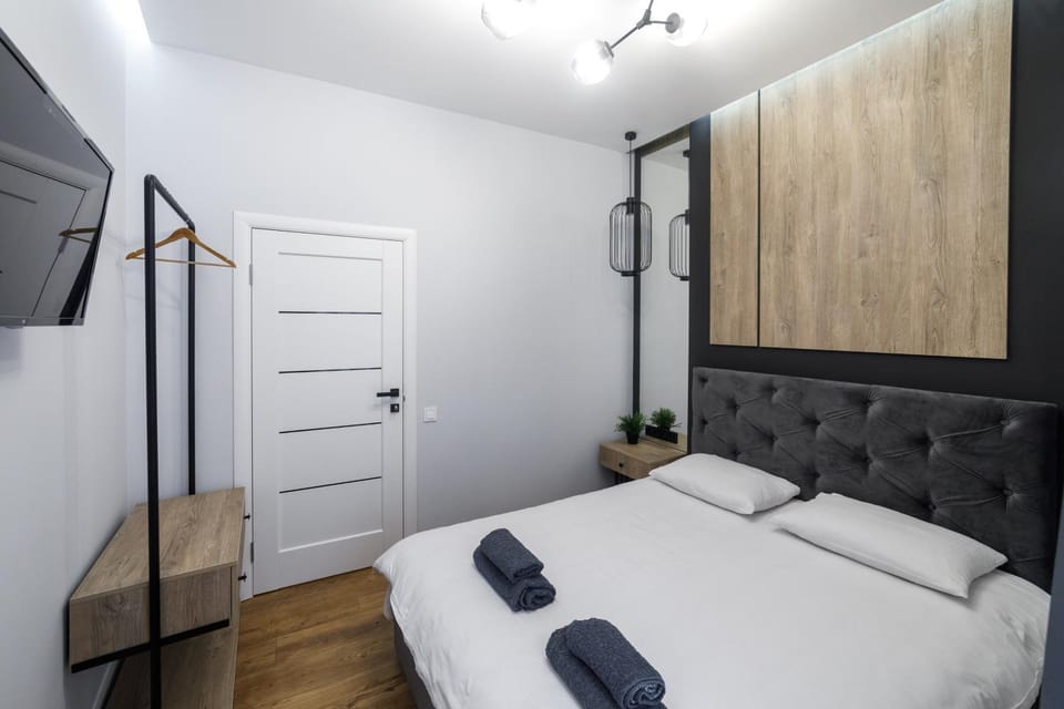 Royal apartment on Hmelnytskogo 37 Apartment in Lviv